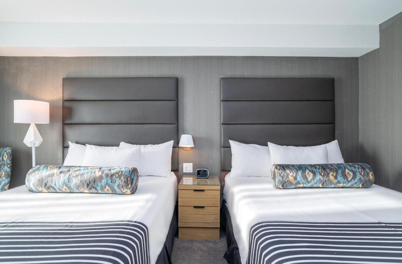 Sandman Signature Ottawa Airport Hotel Extérieur photo