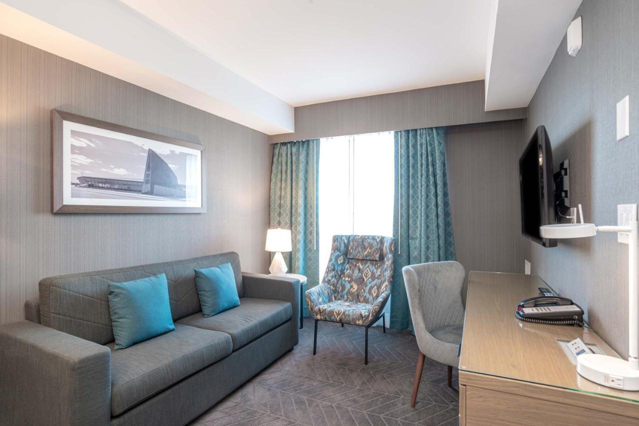 Sandman Signature Ottawa Airport Hotel Extérieur photo